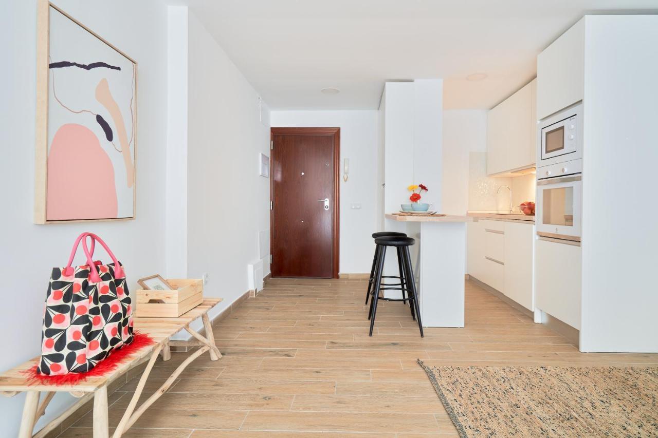 Apartamento En Primera Linea De Playa En La Malagueta Malaga Exterior photo